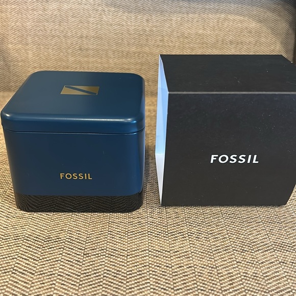 Men’s genuine, leather fossil watch - Picture 7 of 7